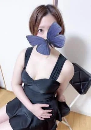 椎名（しいな）