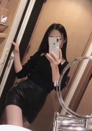 エミリー（ベトナム人）