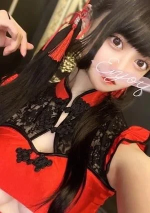 ୨୧ 兎月リウ ୨୧