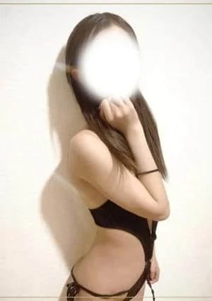 えま スレンダー女子