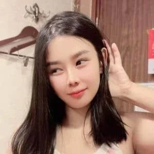 スケスケガールズ