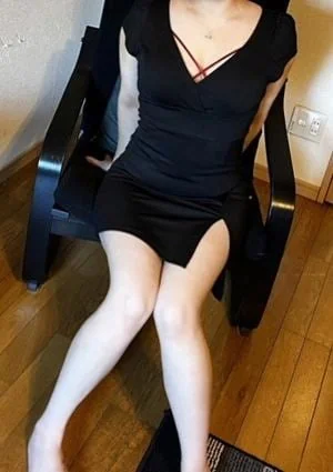 芹沢 -せりざわ-