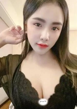 新人モナちゃん