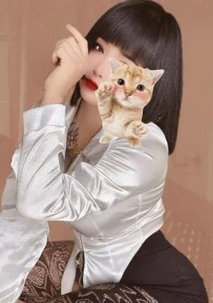 新人 りさちゃん