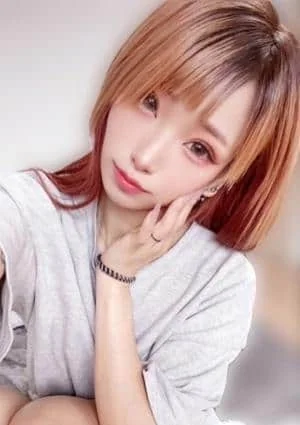 かりな【PLATINA】