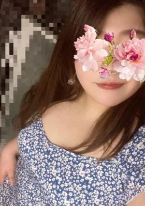 ふゆ♡小柄で守ってあげたい系女子【SWEET】