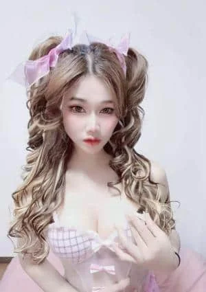 新人さなちゃん