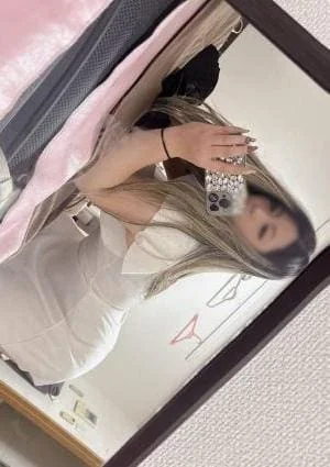 りり 【出張可能】